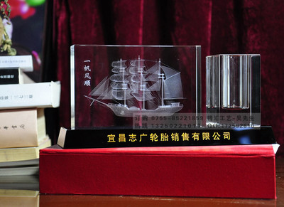 輪轉(zhuǎn)時光，晶耀未來——輪胎公司周年慶典與供應(yīng)商大會紀念禮品精選